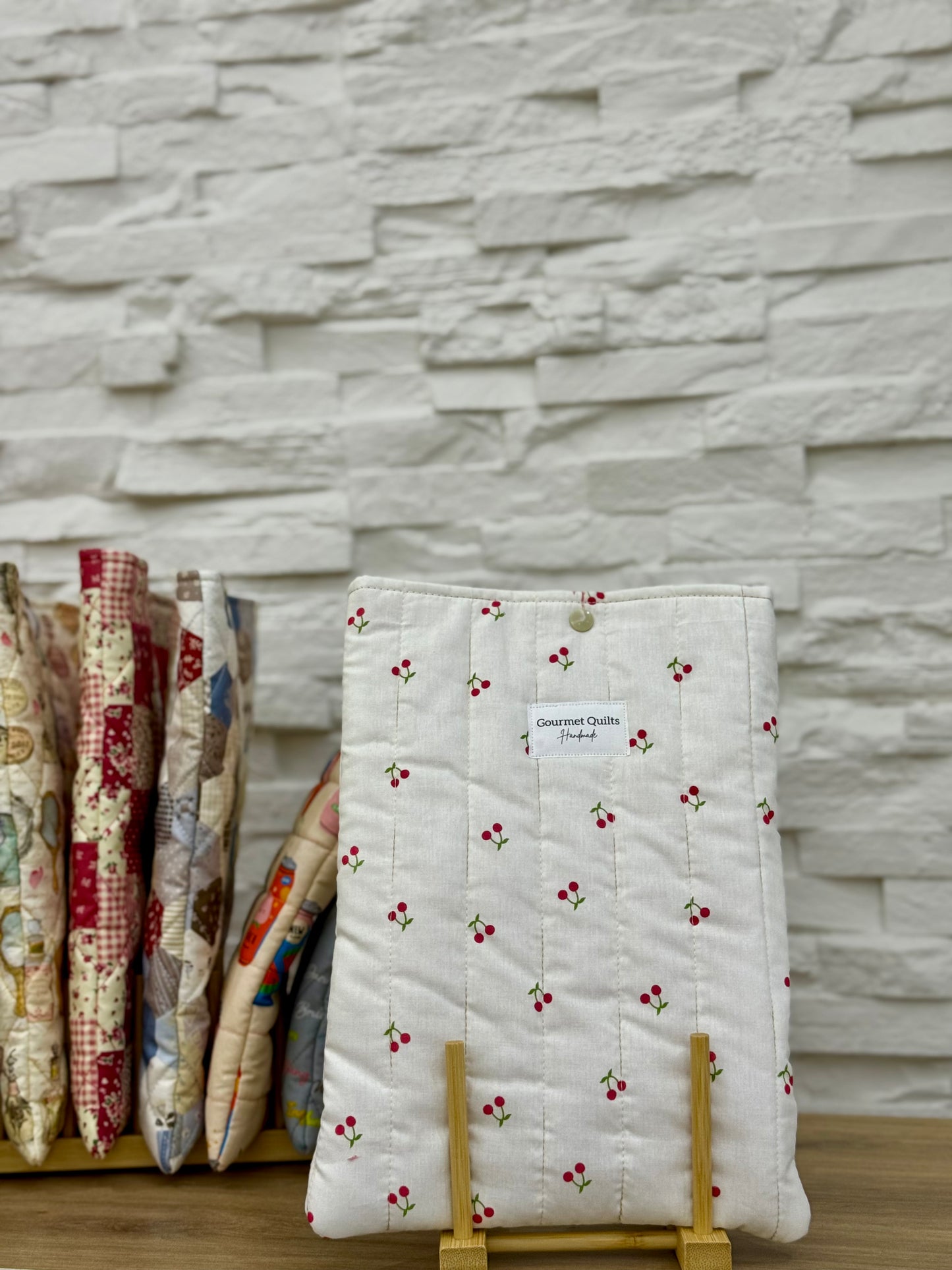 Quilted Book & Ipad sleeves (medium)
