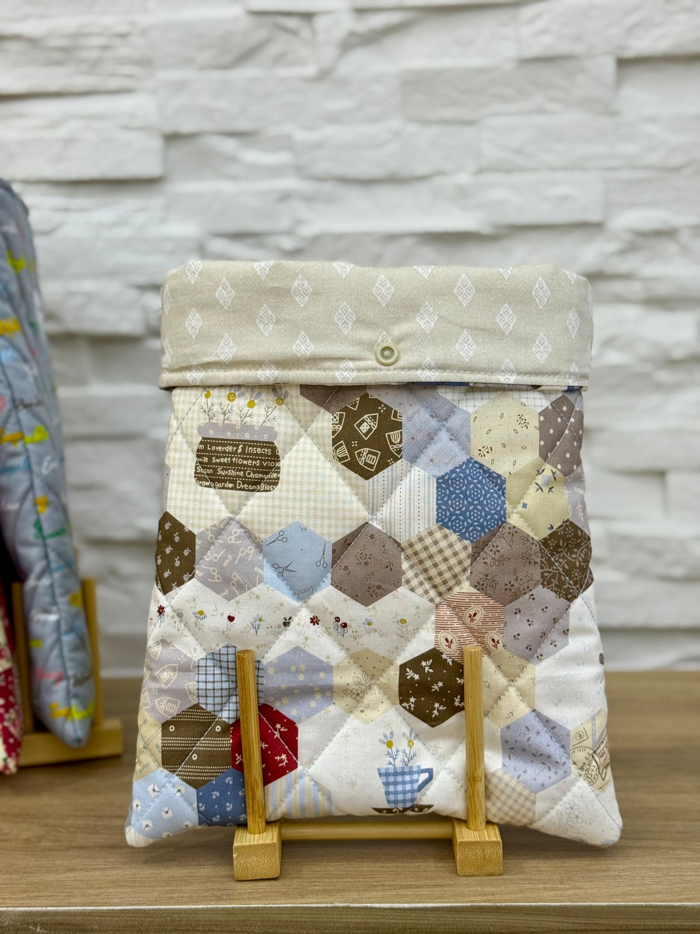 Quilted Book & Ipad sleeves (medium)